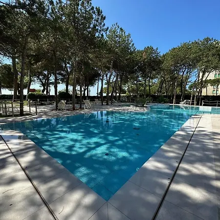 Renewed With Seaview Apartamento Lignano Sabbiadoro